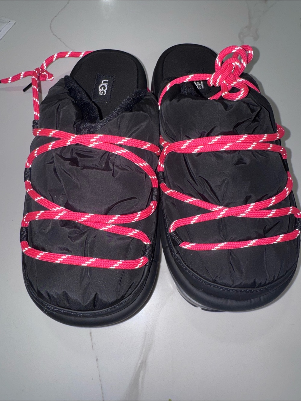 UGG Spaceslider Tech Slider